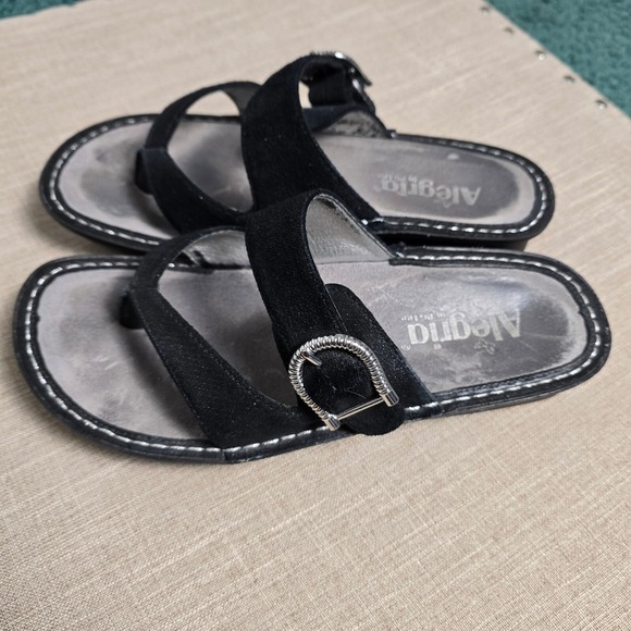 Alegria PG Lite Womens Size 37 US 7 Slide Sandals Adjustable Buckle Black Thong - Picture 8 of 10